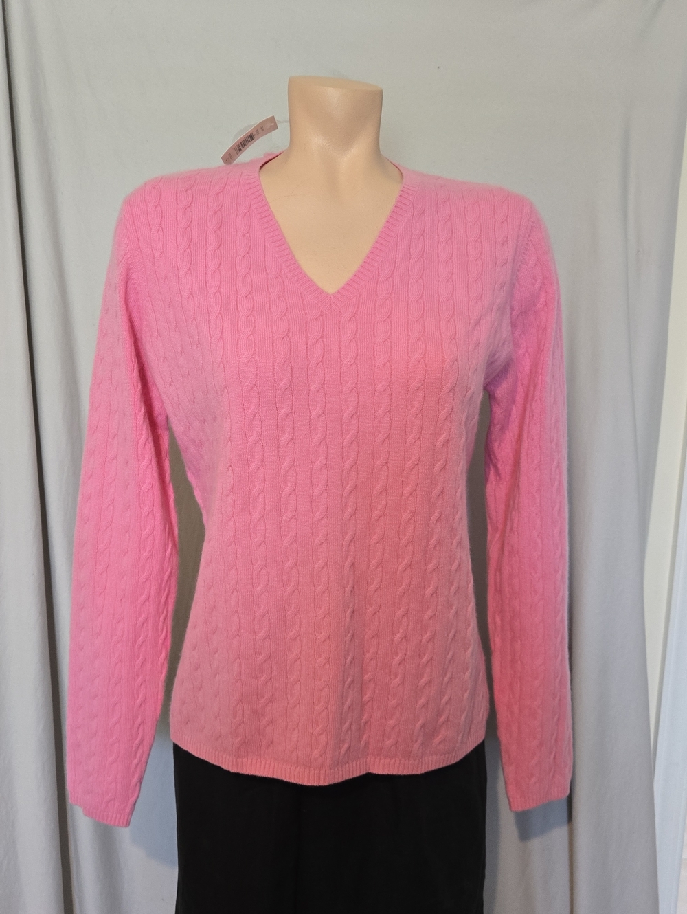 Kirkland Signature 100% Cashmere  cable knit Sweater, NEW